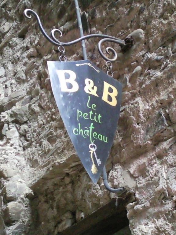 Bed and Breakfast Le Petit Chateau à Dolceacqua Extérieur photo